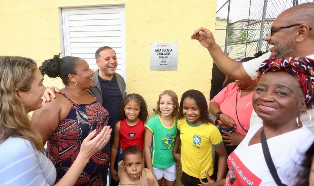 Niterói entrega reforma de R$ 17 milhões no Condomínio Zilda Arns