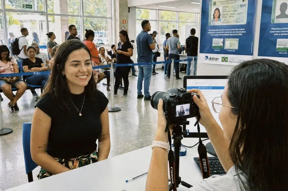 Mulheres podem emitir nova Carteira de Identidade Nacional sem agendamento neste sábado