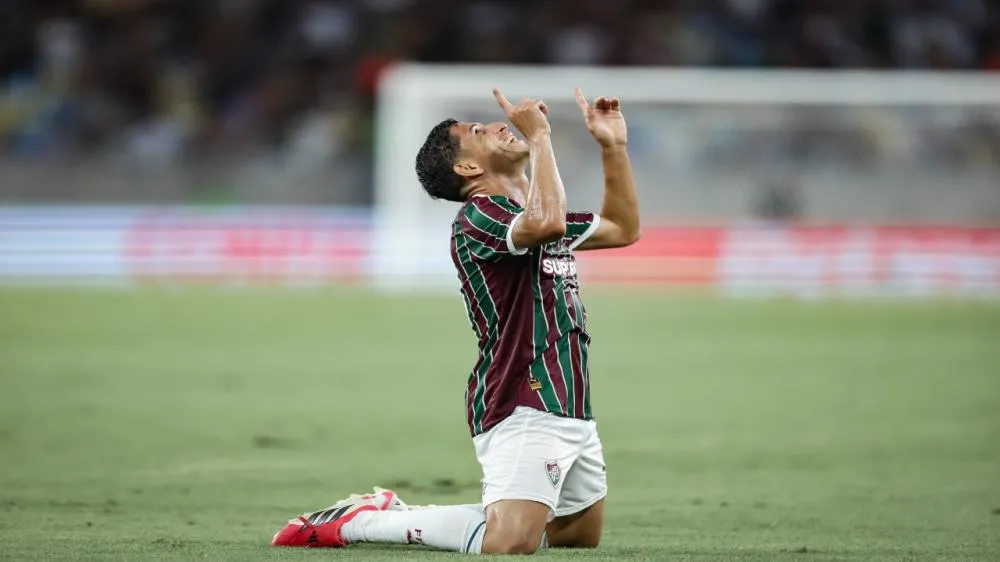 Savarino comemorando o seu primeiro gol com a camisa do clube. (Foto: Lucas Merçon/Fluminense)