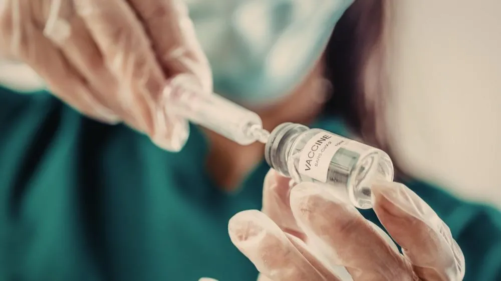 A proposta da vacina é atuar diretamente no sistema imunológico, impedindo que a droga chegue ao cérebro e produza a sensação de euforia; entenda