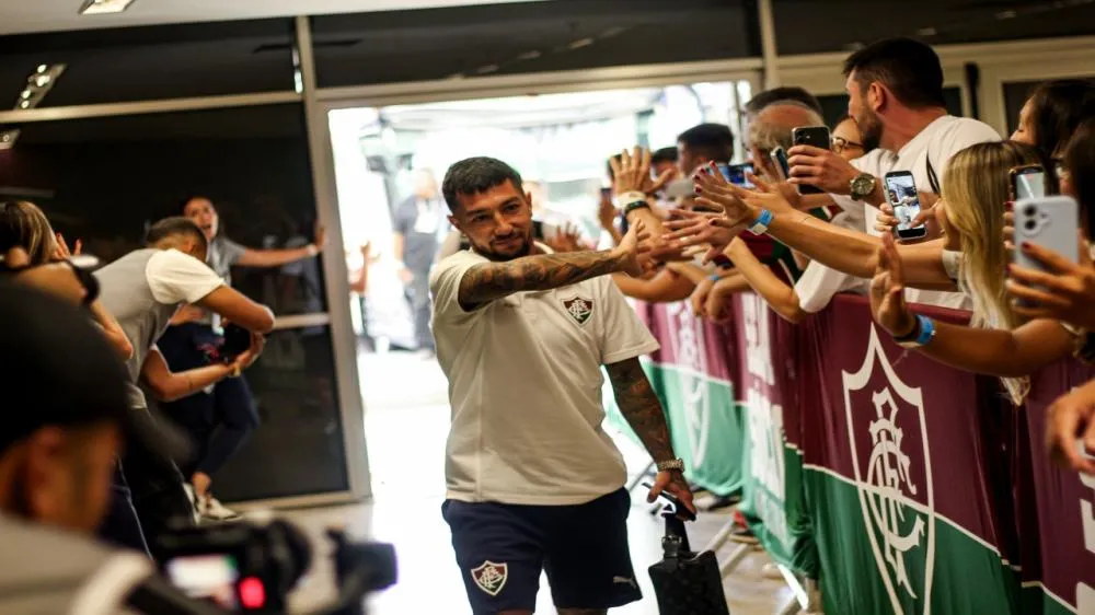 Lucho costa um dos melhores jogadores do Fluminense na temporada de 2026. (Foto: Lucas Merçon/Fluminense)