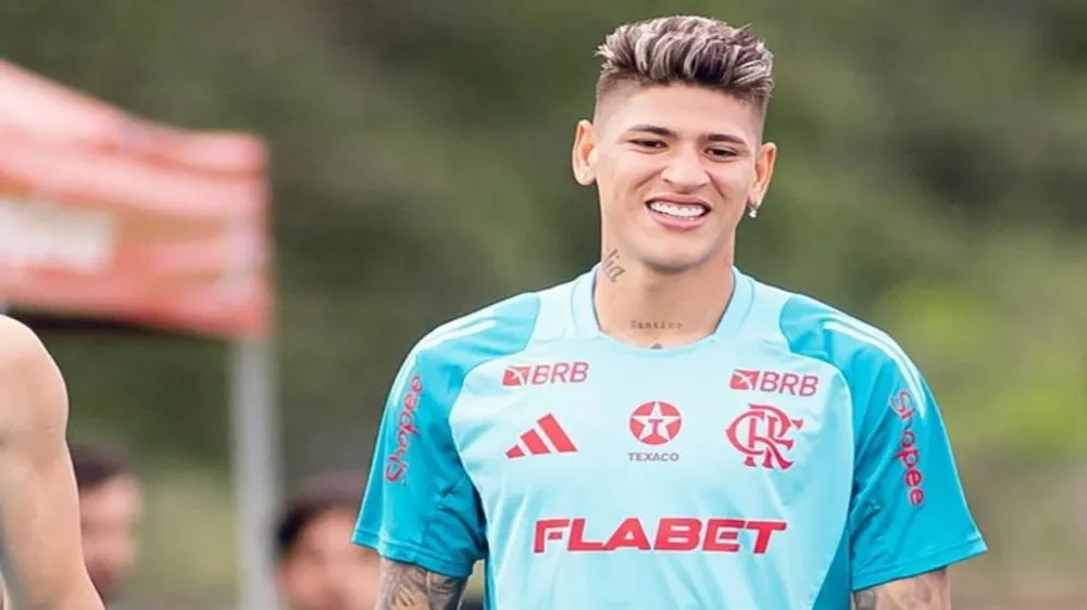 Jorge Carrascal meio-campo do Flamengo. (Foto: Gilvan de Souza/Flamengo)