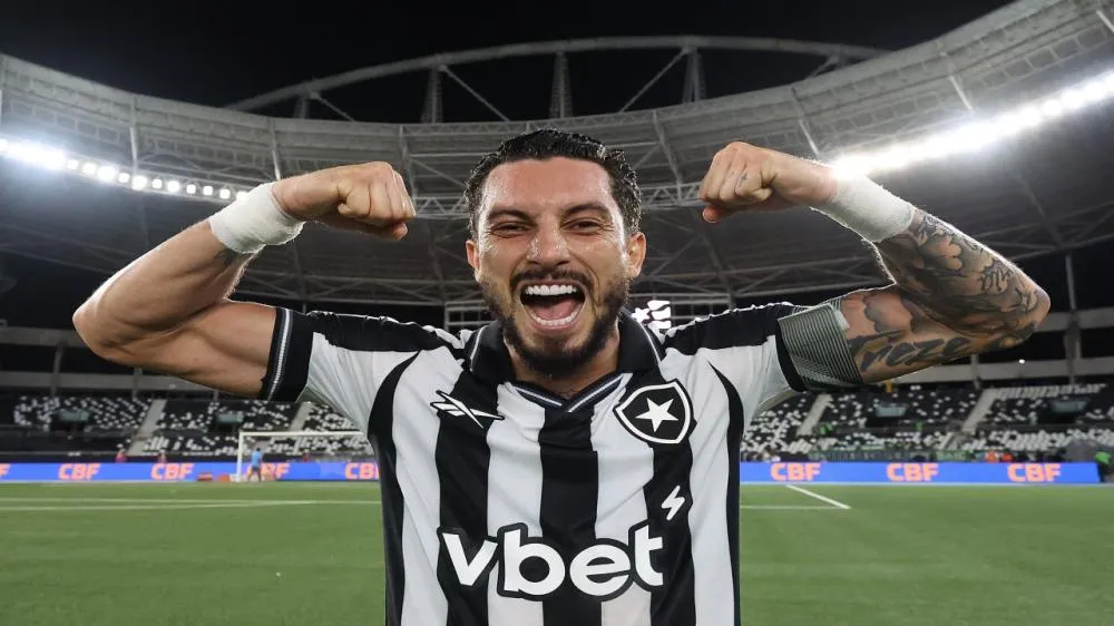 Alex Telles autor do gol da vitória contra a Chapecoense pela Copa do Brasil. (Foto: Vitor Silva/Botafogo)
