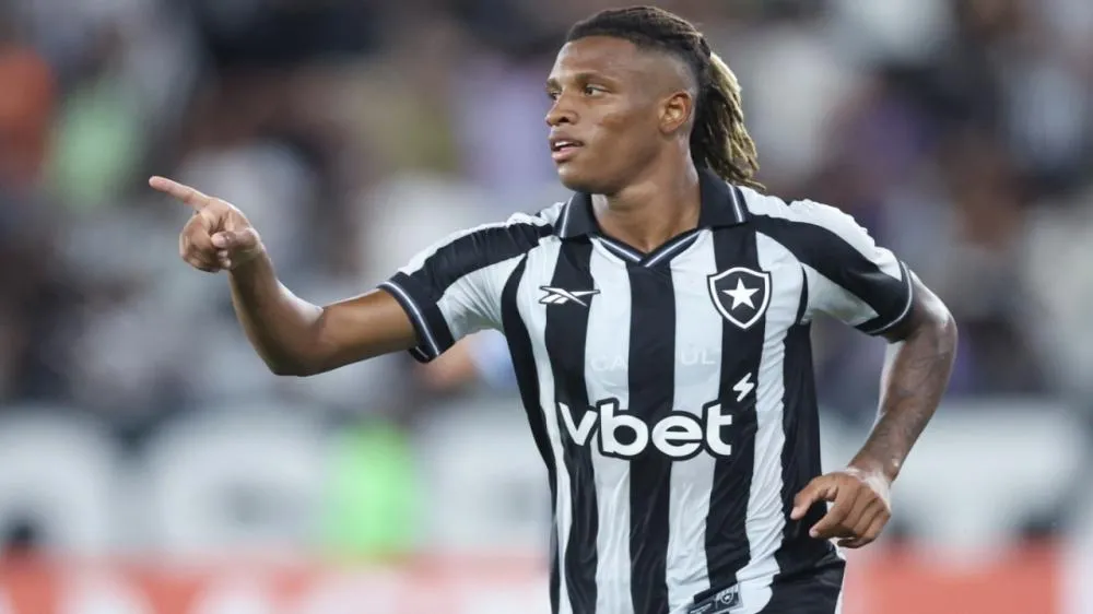 Danilo garantiu a vitória do Botafogo e vaga na próxima fase da competição. (Foto: Vitor Silva/Botafogo)